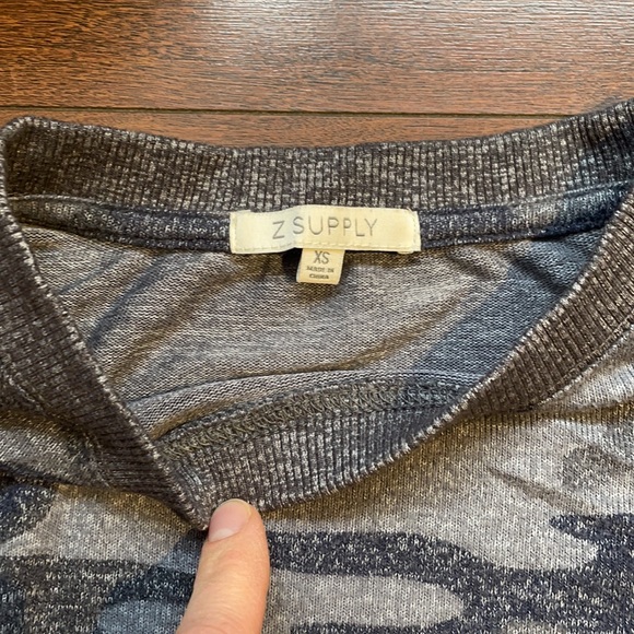 Z Supply Zoa Camo Marled Top and Joggers Set - Picture 5 of 7